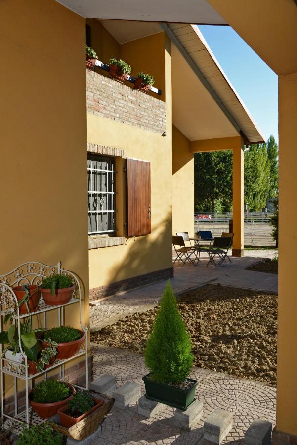 Pidkova Hotel Modena Ngoại thất bức ảnh